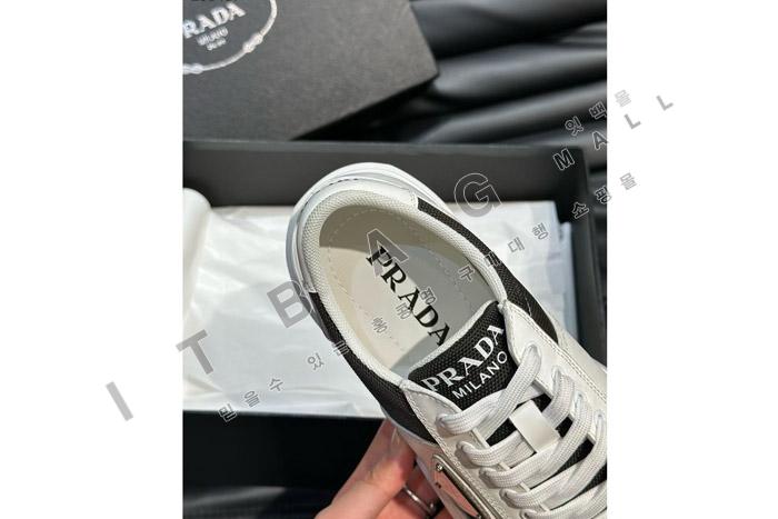����� ���� ����Ŀ�� MYB9811