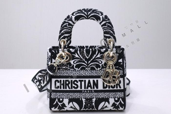 ��� �̴� D-���̵��  DR9068-2
