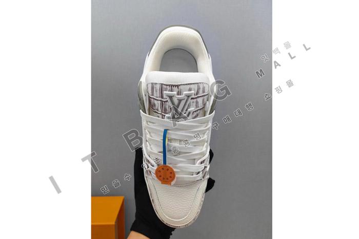 ���̺��� Ʈ���̳� ����Ŀ�� SP5672   ��������