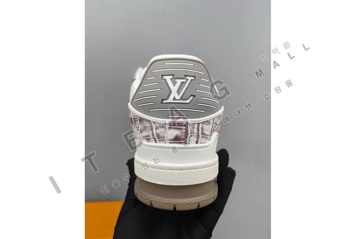 ���̺��� Ʈ���̳� ����Ŀ�� SP5672   ��������