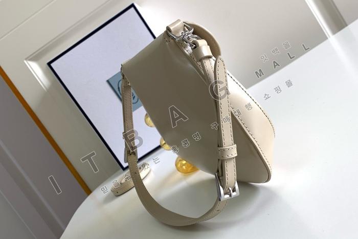 ����� Ŭ���� �귯�õ� �̴� ����� 1BH188-2