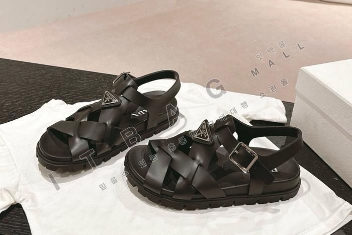 ����� ���� ����   YIBU1720-1