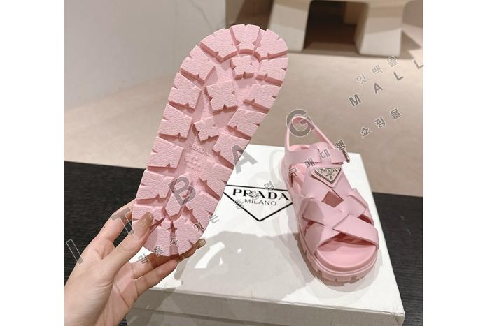 ����� ���� ����   YIBU1720-6