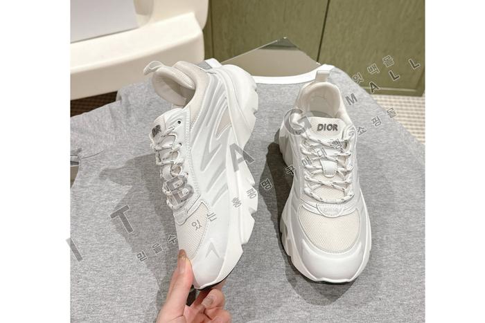 ���  �������� ����Ŀ��   YIBU1725