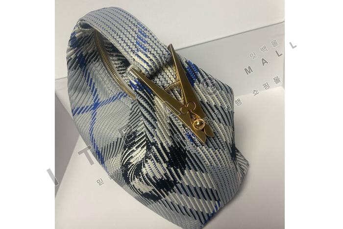 ������ �̴� ��� ���� ��  BU70105  24/�Ż�