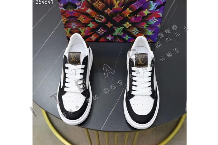 ���̺���  ���� ����Ŀ�� MYB6142-1