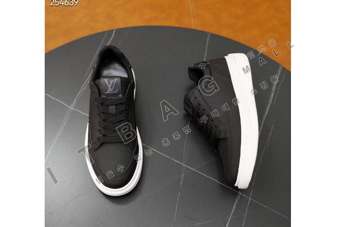 ���̺���  ���� ����Ŀ�� MYB6142-3