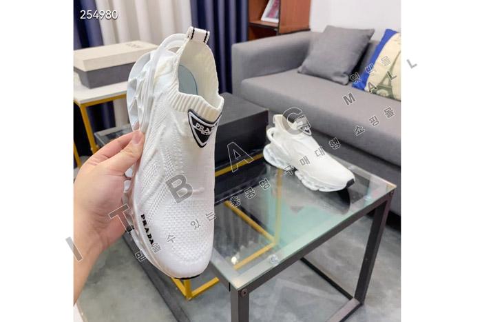 ����� ���� ��Ʈ ����Ŀ�� MYB5136