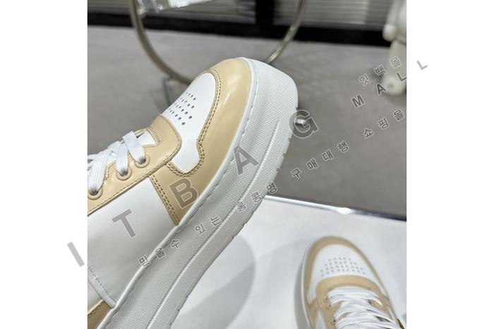 ����� �ٿ�Ÿ�� ���� ���� ����Ŀ�� YF4561-2