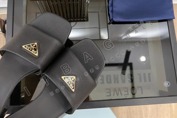����� ����  YF4570   3CM