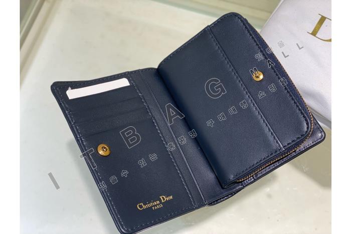 ���  30 Montaigne Voyageur ������  A82363-1