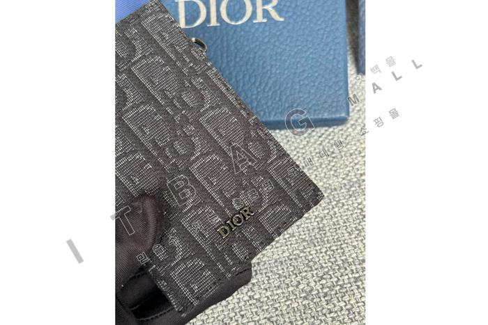 ��� ��Ƽ�� ����Ʈ ī�� ����  A82364-1