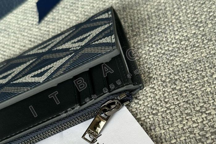 ��� ��Ƽ�� ����Ʈ ī�� ����  A82364-4