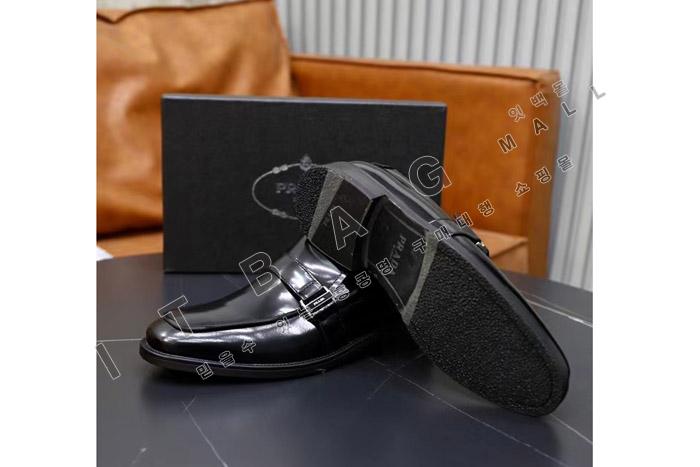�����  ���� ����  YF3922