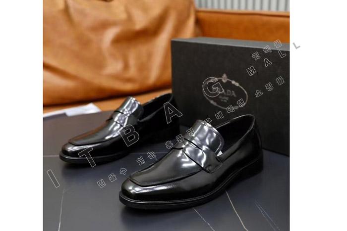 �����  ���� ���� YF3923