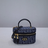 ��� 30 Montaigne �̴� ����Ƽ ���̽�  DR9103  24/�Ż�