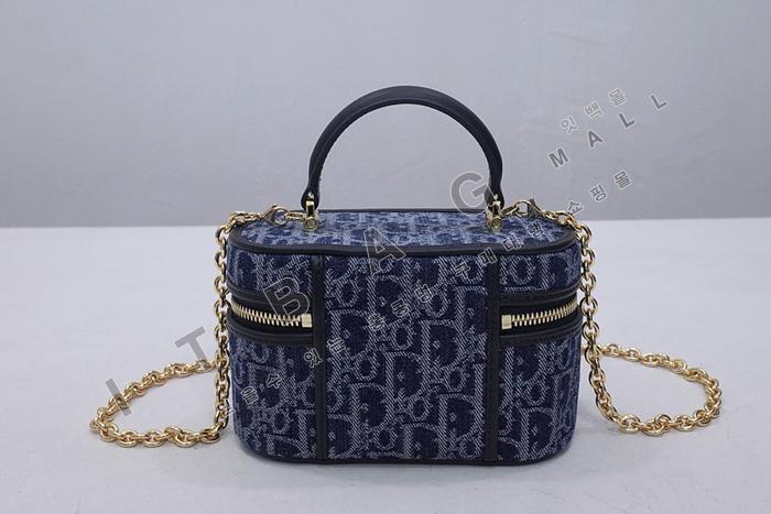 ��� 30 Montaigne �̴� ����Ƽ ���̽�  DR9103  24/�Ż�
