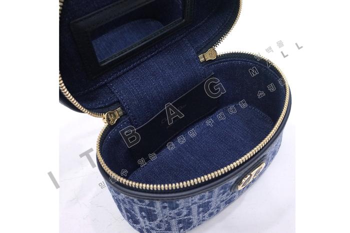��� 30 Montaigne �̴� ����Ƽ ���̽�  DR9103  24/�Ż�