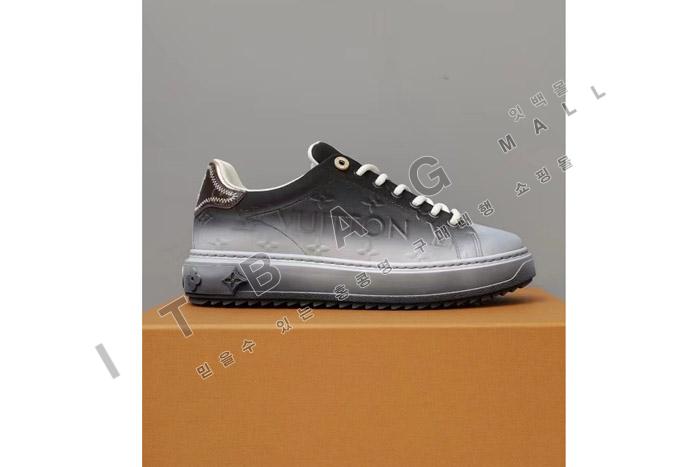 ���̺���  ���� ����Ŀ��  YF9617