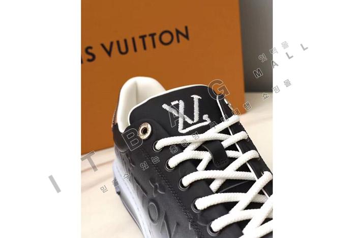���̺���  ���� ����Ŀ��  YF9617