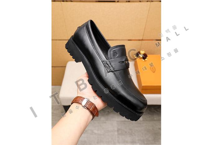 ����  ���� ���� MYB2067