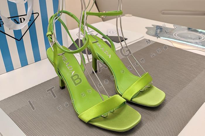����� ������ ����  YIBU1768-2       9CM