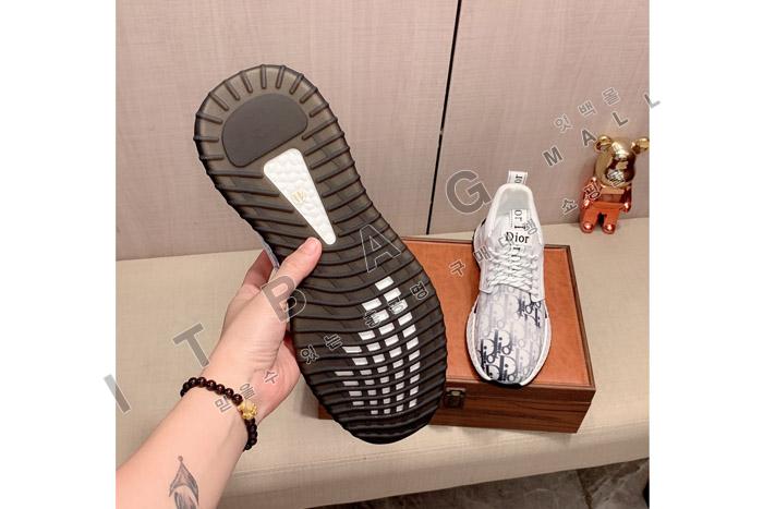 ��� ���� ����Ŀ�� MYB4276