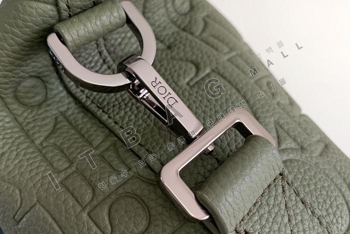 ��� Weekender 25 �� DR9088