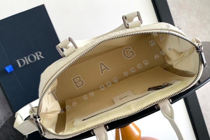 ��� Weekender 25 �� DR9088-1