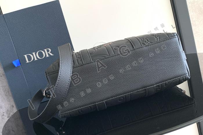 ��� Weekender 25 �� DR9088-2