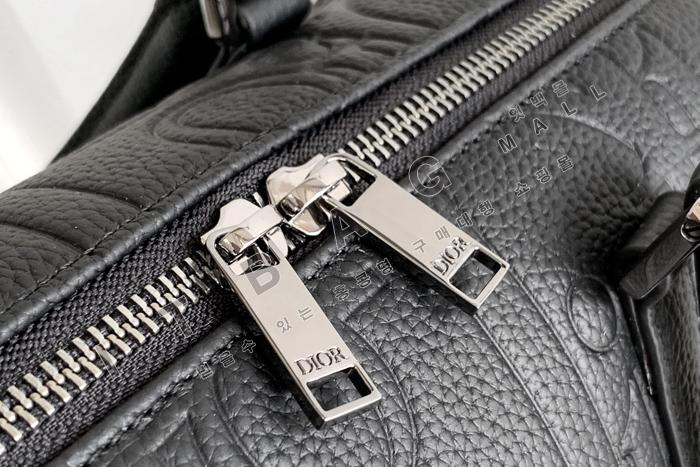��� Weekender 25 �� DR9088-2