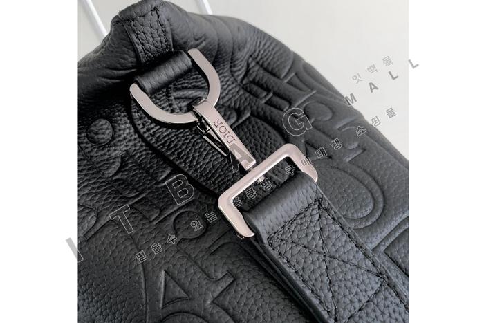 ��� Weekender 25 �� DR9088-2