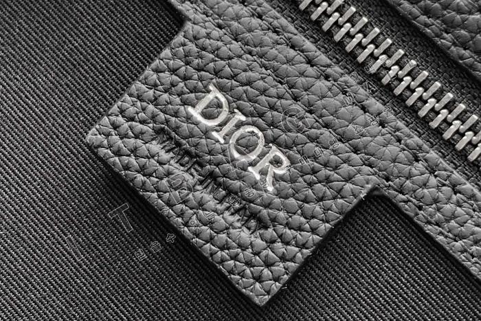 ��� Weekender 25 �� DR9088-2