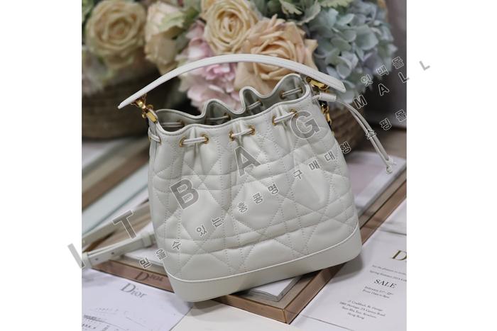 ��� Jolie �̵��  ��Ŷ��  DR9089-1