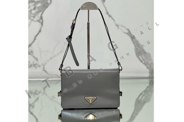 ����� �ﰢ�ΰ� �÷� ����� 1BD082-2