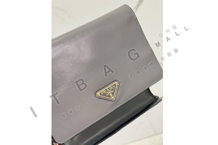����� �ﰢ�ΰ� �÷� ����� 1BD082-2