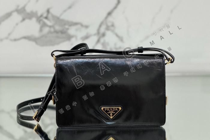����� �ﰢ�ΰ� �÷� ����� 1BD082-3