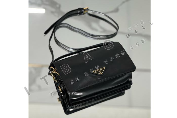 ����� �ﰢ�ΰ� �÷� ����� 1BD082-3