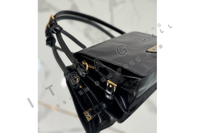 ����� �ﰢ�ΰ� �÷� ����� 1BD082-3