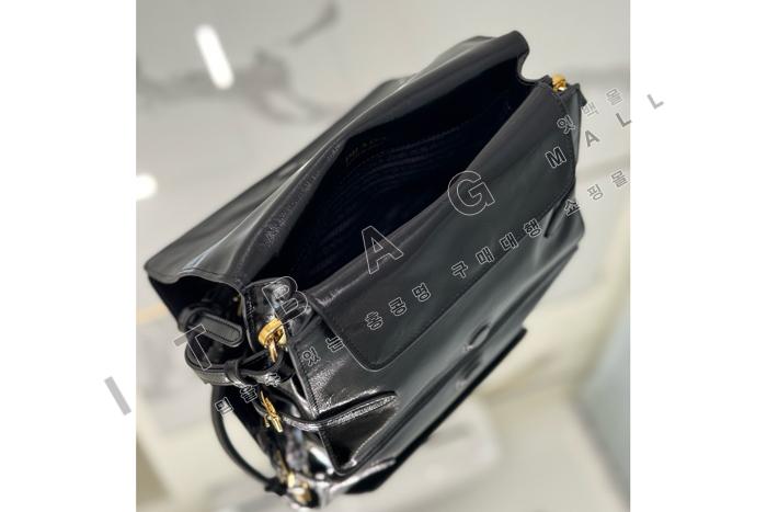 ����� �ﰢ�ΰ� �÷� ����� 1BD082-3