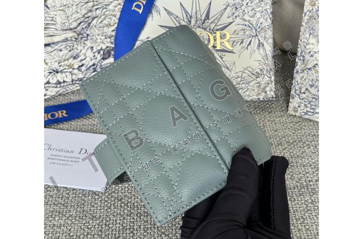��� ī�� �ܵ����� ī������  A82368-7