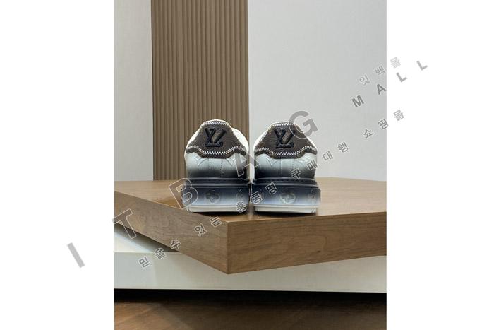 ���̺��� ���� ����Ŀ�� YF9617-5