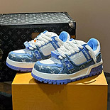 ���̺��� Ʈ���̳� �ƽ� ����Ŀ�� SP2045