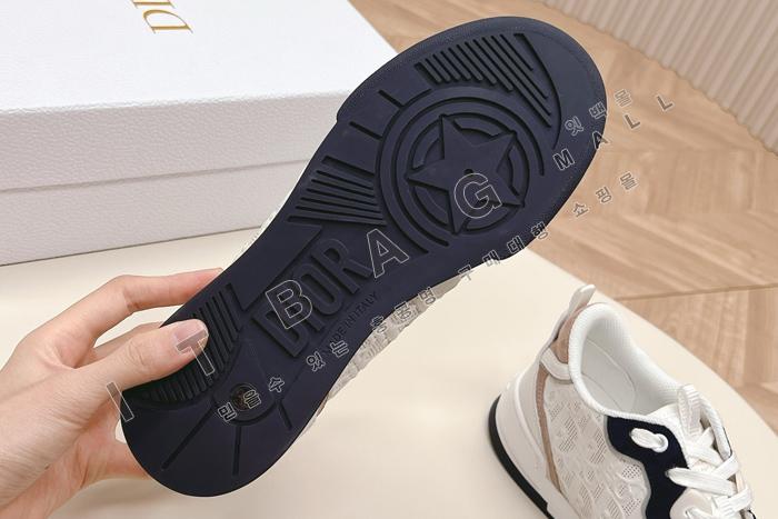 ��� One ���� ����Ŀ�� SH4884
