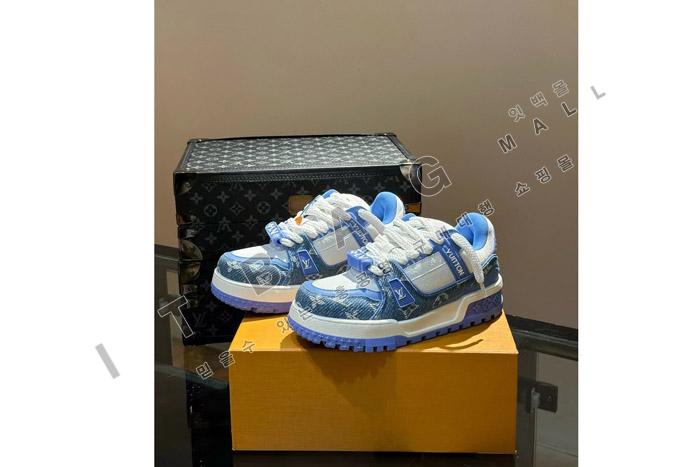 ���̺��� Ʈ���̳� �ƽ� ����Ŀ�� SP2045