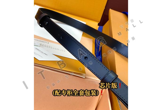 ���̺��� ��Ƽ�� ����� ���� ���� ũ�ν��� M81746-2