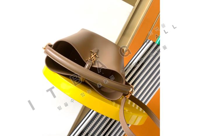 �Ի��ζ� LE 37 ���� ��Ŷ�� 749036-7