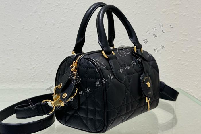 ��� �׷�� 20��   DR9105