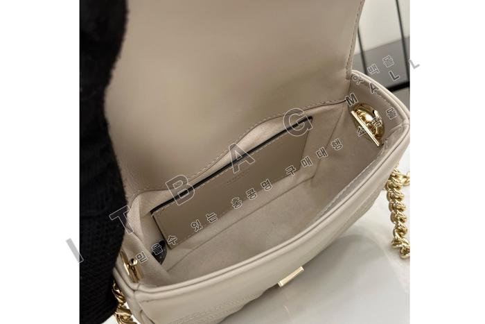 ���� GG ����Ʈ �̴� �ڵ�� 811238-2  24/�Ż�