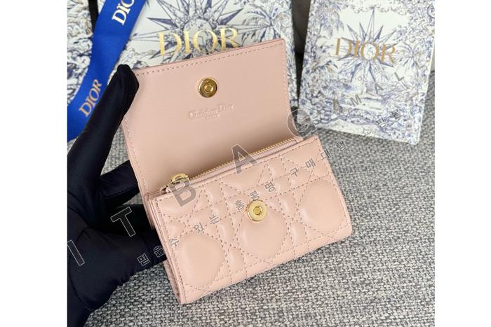��� My Glycine ����   A82369-3